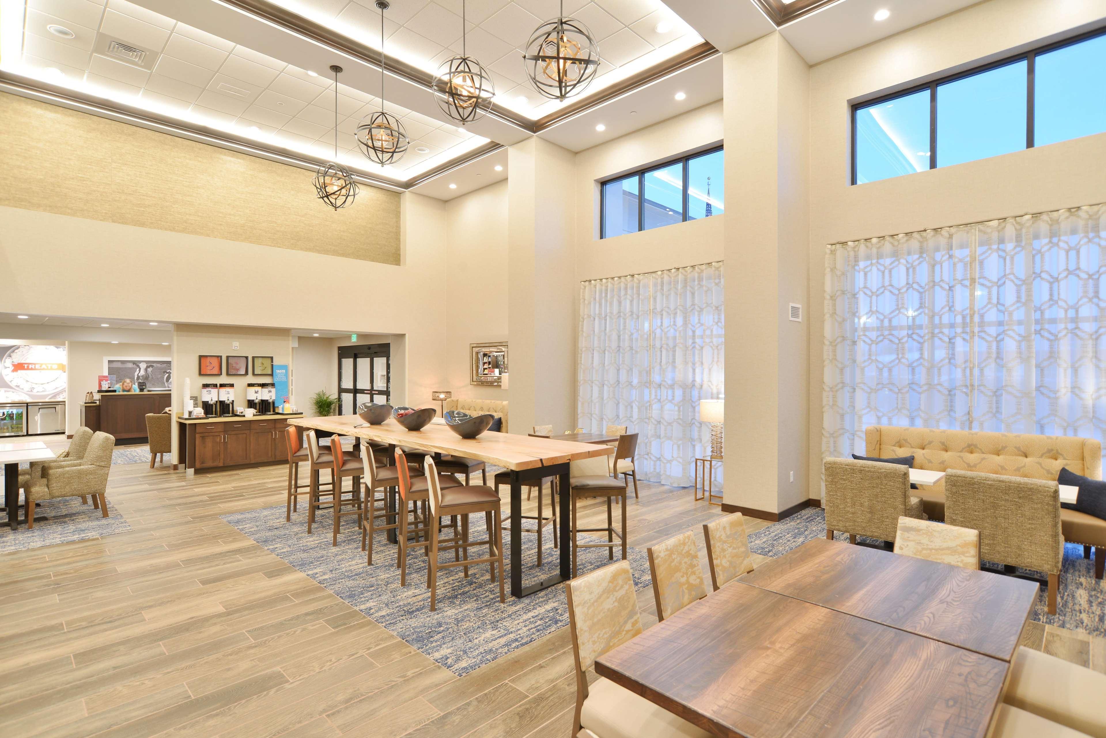 Hampton Inn&Suites Menomonie-UW Stout Extérieur photo