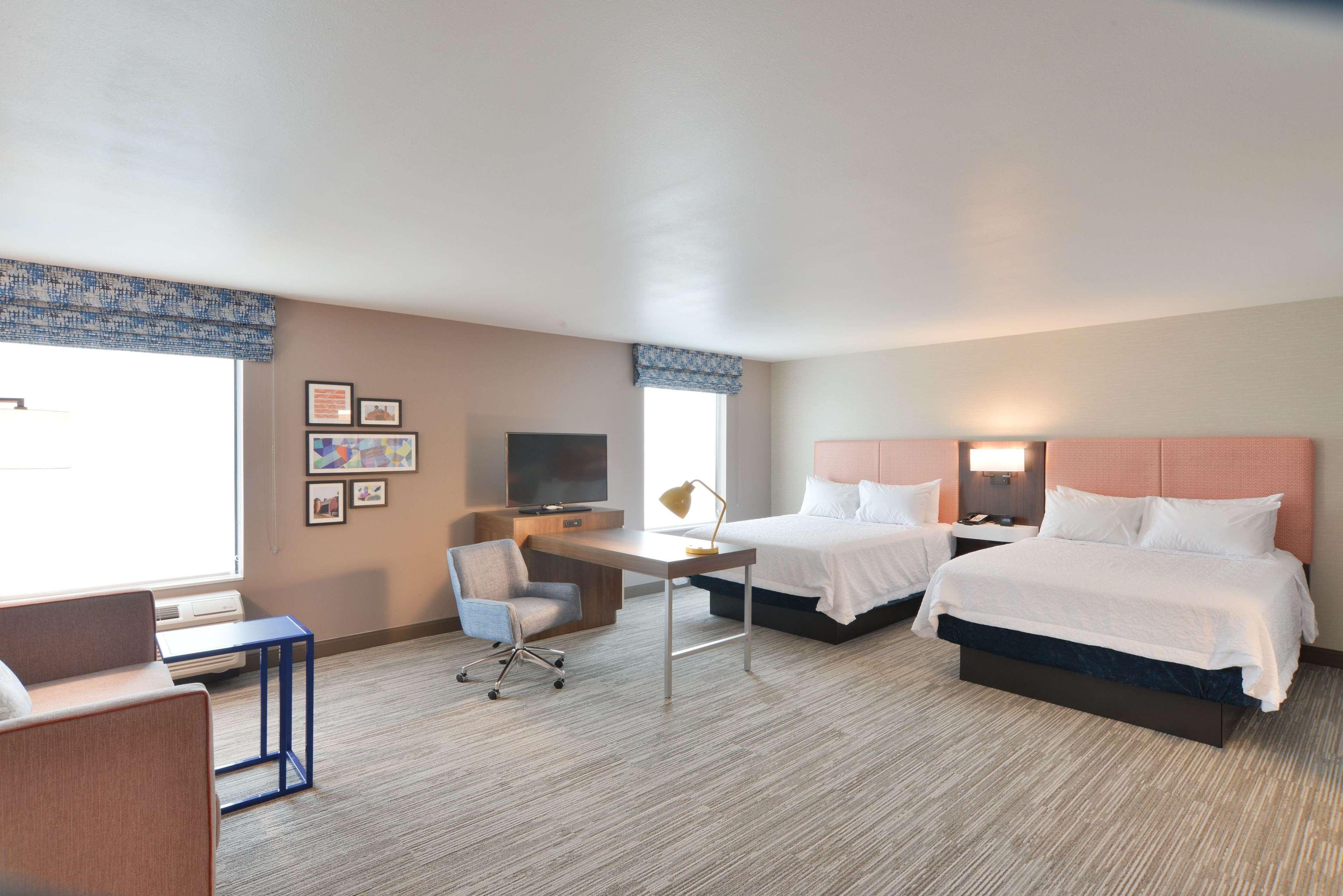 Hampton Inn&Suites Menomonie-UW Stout Extérieur photo