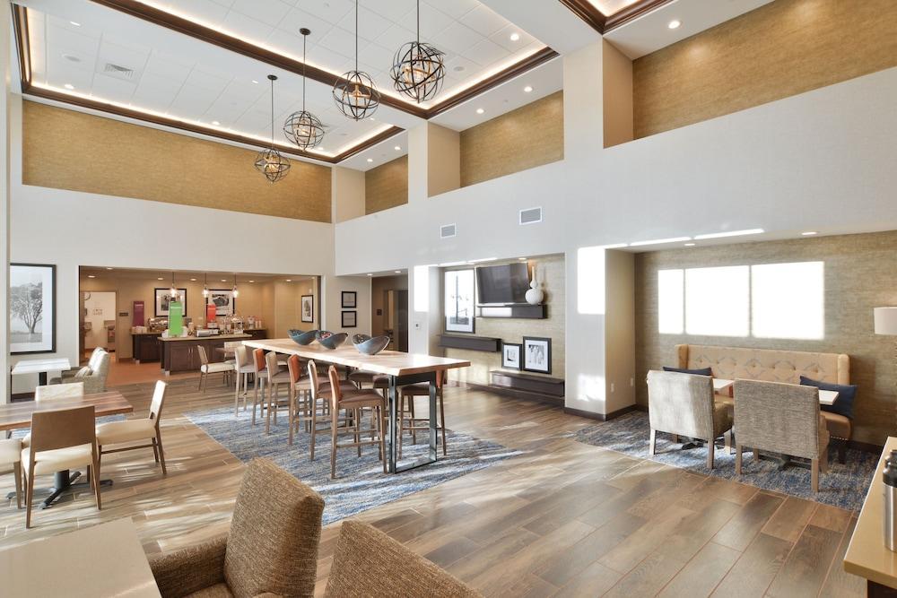 Hampton Inn&Suites Menomonie-UW Stout Extérieur photo