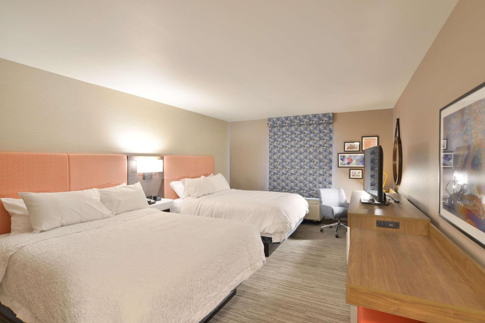 Hampton Inn&Suites Menomonie-UW Stout Extérieur photo
