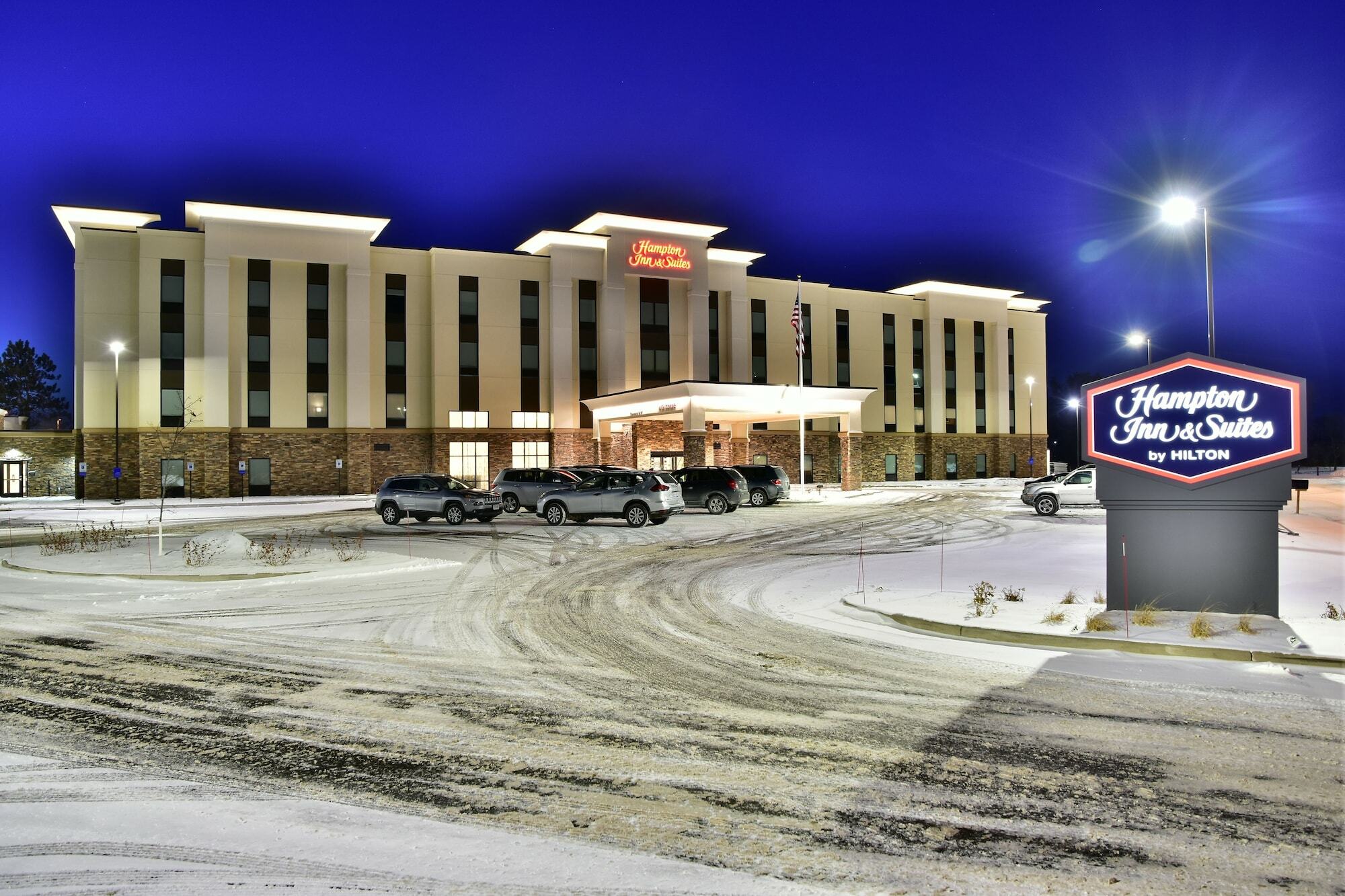 Hampton Inn&Suites Menomonie-UW Stout Extérieur photo